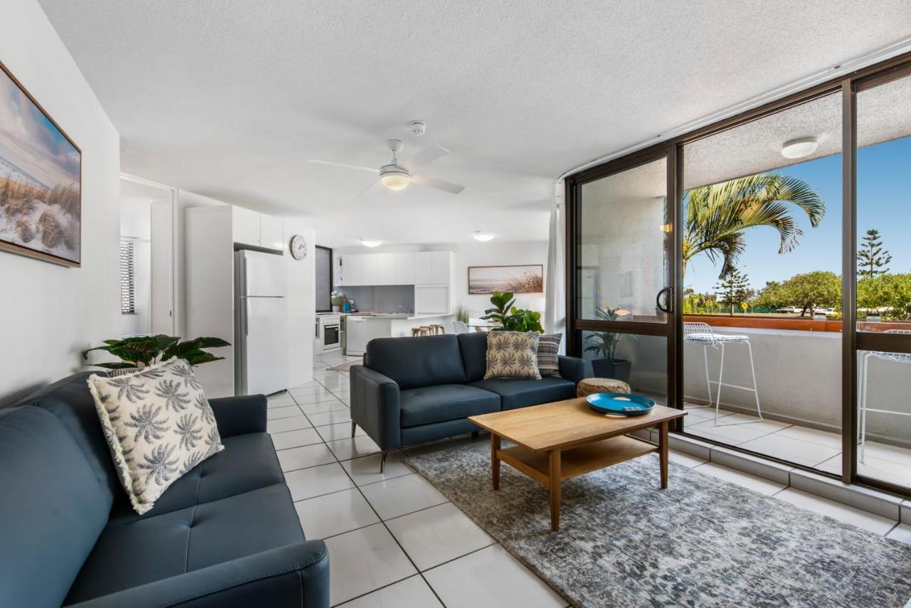 Mylos Holiday Apartments Alexandra Headland Eksteriør billede