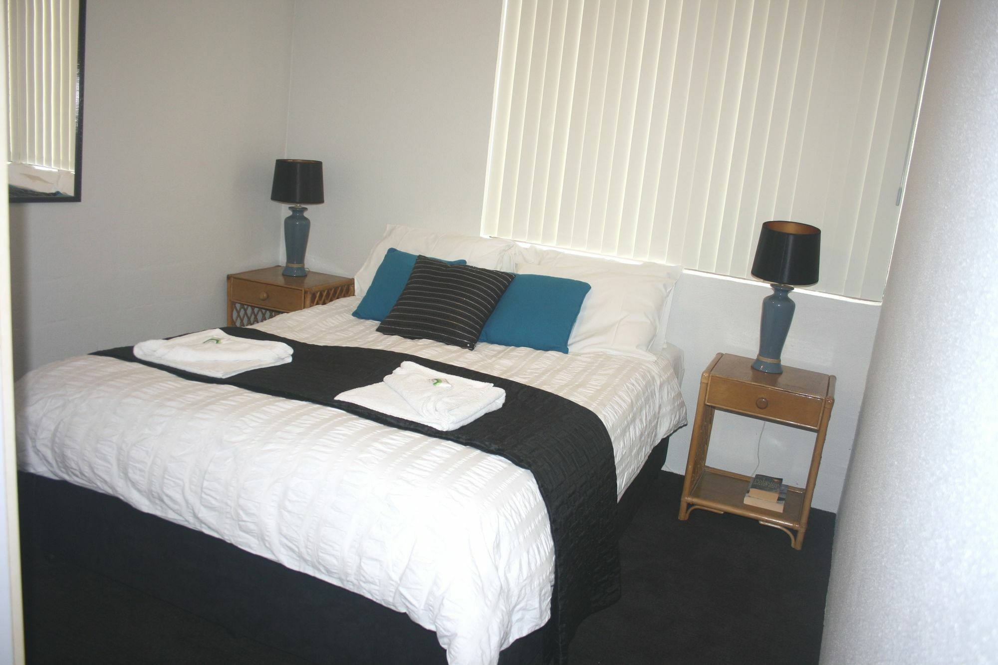 Mylos Holiday Apartments Alexandra Headland Eksteriør billede