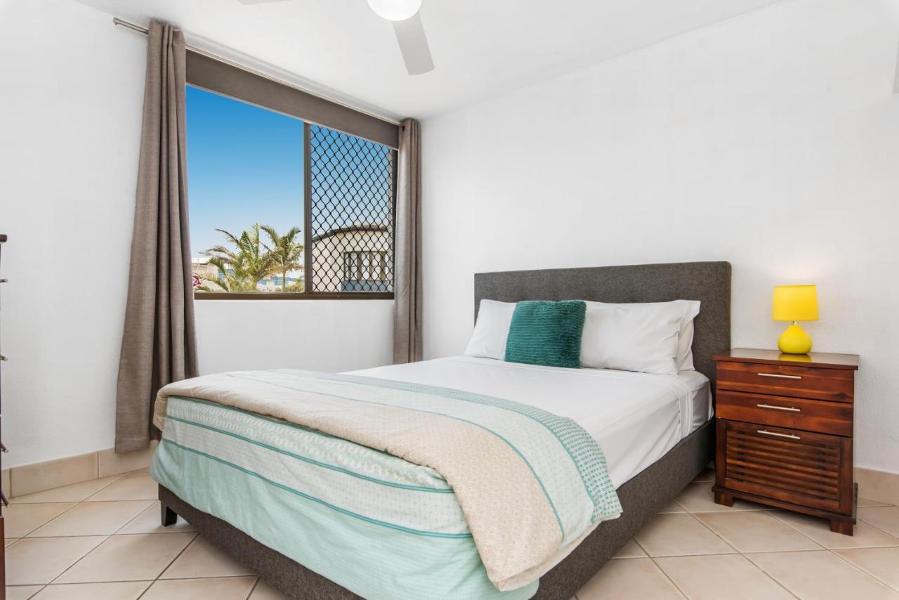 Mylos Holiday Apartments Alexandra Headland Eksteriør billede